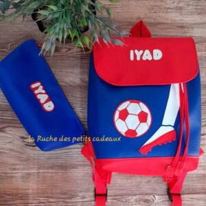 SAC A DOS  THEME FOOTBALL+TROUSSE