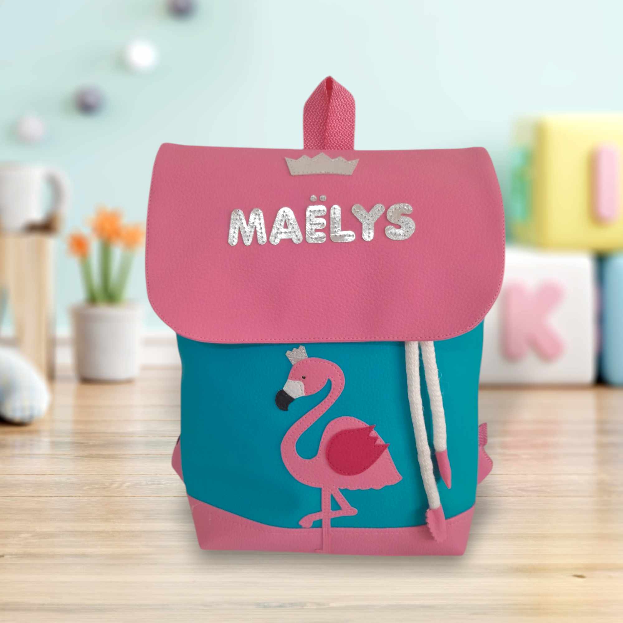 SAC A DOS AU MOTIF FLAMANT ROSE – Image 2